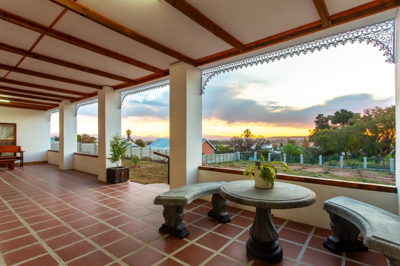 Ravenscliff White House Villa Oudtshoorn Luaran gambar